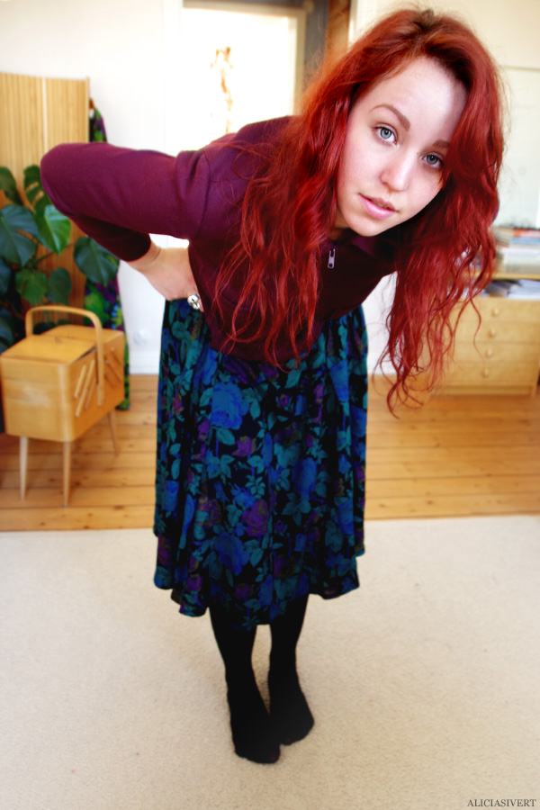aliciasivert, alicia sivertsson, alster och makeri, sy, sömnad, kjol, blommig, tyg, second hand, diy, gör det själv, skapa, handarbete, sew, sewing, skirt, flowers, sypeppen