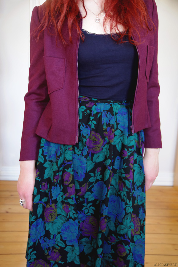 aliciasivert, alicia sivertsson, alster och makeri, sy, sömnad, kjol, blommig, tyg, second hand, diy, gör det själv, skapa, handarbete, sew, sewing, skirt, flowers, sypeppen