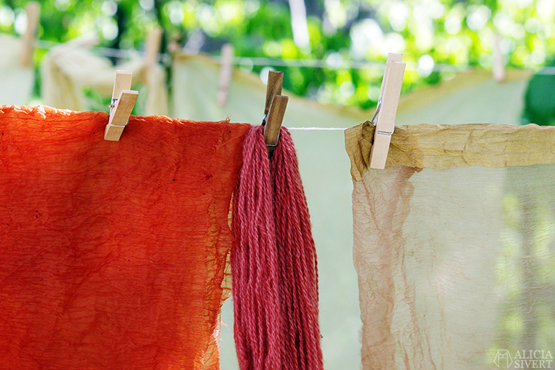 aliciasivert alicia sivert alicia sivertsson art lab gnesta lina sofia lundin växtfärgning naturlig färgning färga med växter skapa skapande kreativitet textil textilt hantverk textilhantverk konst textilkonst kurs workshop