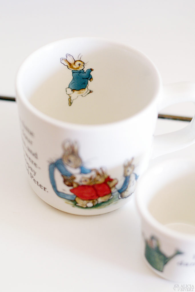 loppis second hand begagnat tradera thrift beatrix potter peter rabbit pelle kanin flopsy mopsy cotton-tail mrs. rabbit cup mug kopp mugg wedgwood egg äggkopp ägg server