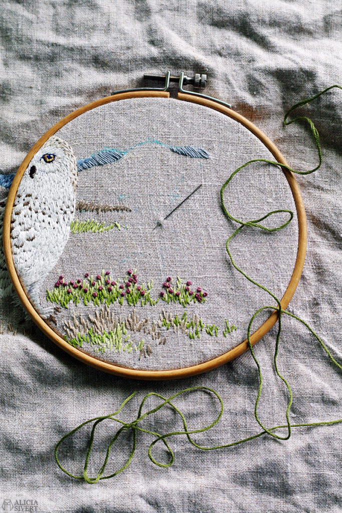 aliciasivert alicia sivert sivertsson broderi broderier brodera embroidery needlework hoop art fritt free hand embroidery uggla fjälluggla schattérsöm long and short stitches