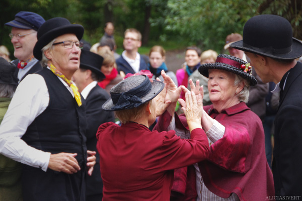 aliciasivert, alicia sivertsson, skansen, skansens höstmarknad, market, autumn, utklädd, utklädnad, dressed up, gammeldans, dans, dance, dancing