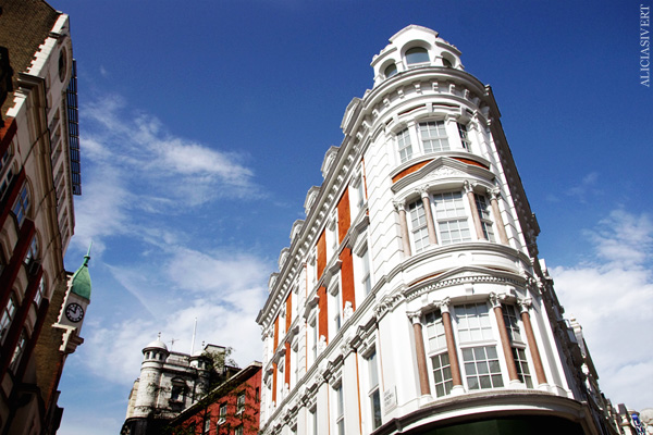 aliciasivert, alicia sivertsson, london med grabbarna, england, house, building, hus, byggnad, fasad, fasade