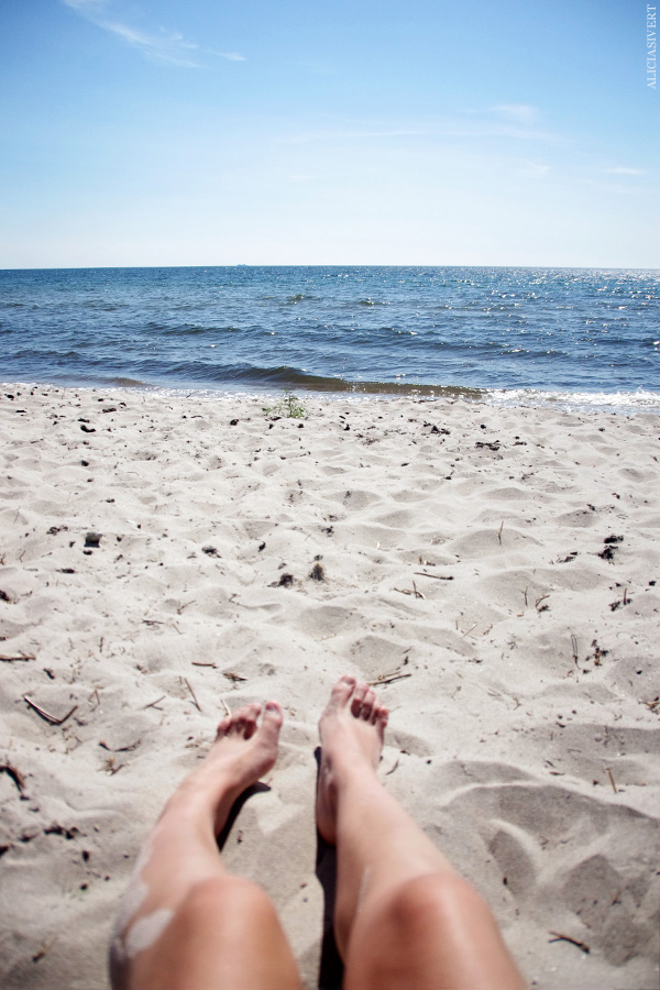 aliciasivert, alicia sivertsson, alicia sivert, gotland, semesterlivet, semester, bad, vatten, hav, ben, sea, ocean, swim, beach, strand