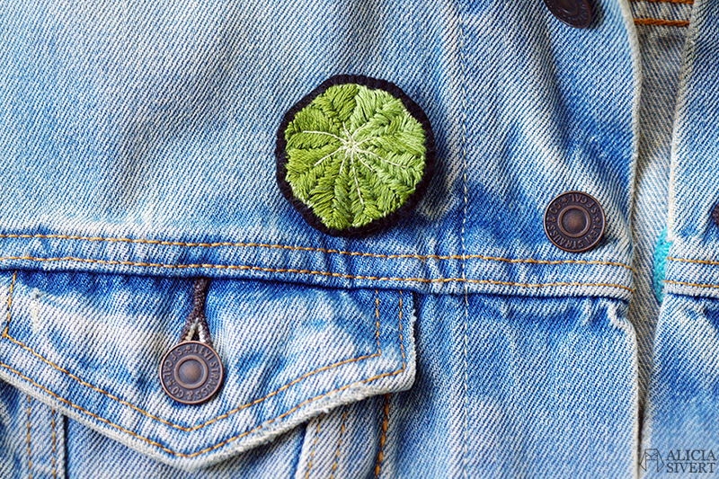bladbrosch broderi brosch blad växtgäris brodera växter skapa skapande kreativitet hantverk textil textilkonst pin pins badge brosch broscher brooch brooches 
