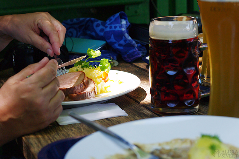 resa till tyskland semester bilsemester münchen munchen biergarten weihenstephaner