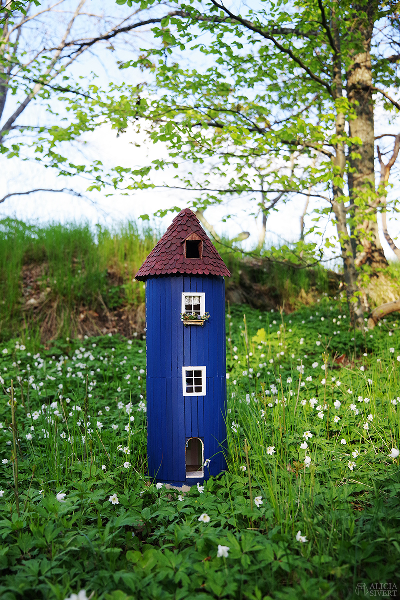 Muminhuset ett år - www.aliciasivert.se // muminhus mumin miniatyr miniatyrbygge bygga miniatyrer modell modellbygge husmodell moomin house